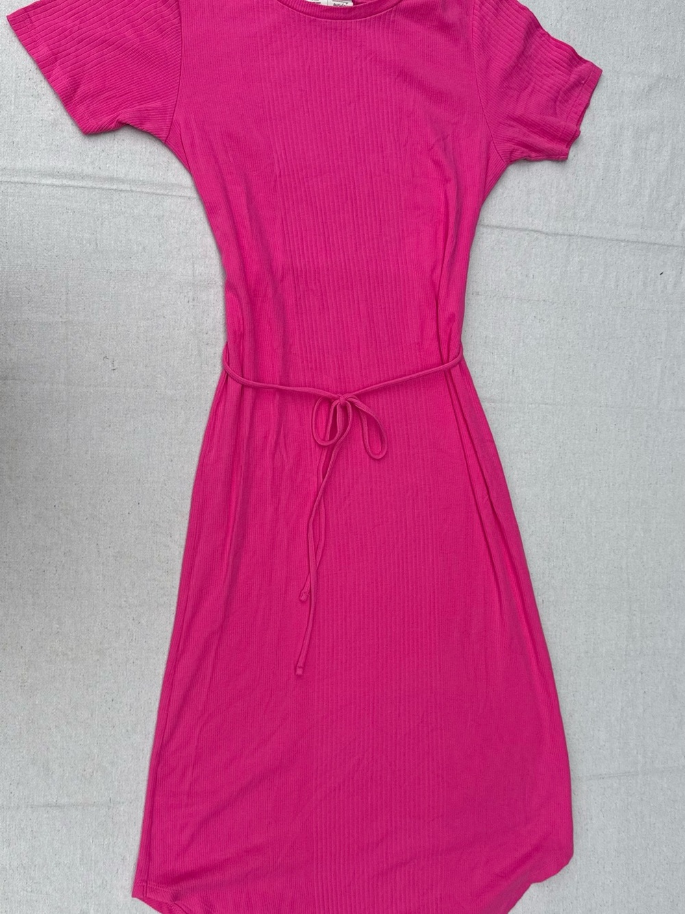 Short-Sleeve Ribbed Tie-Waist Dress in Hot Pink